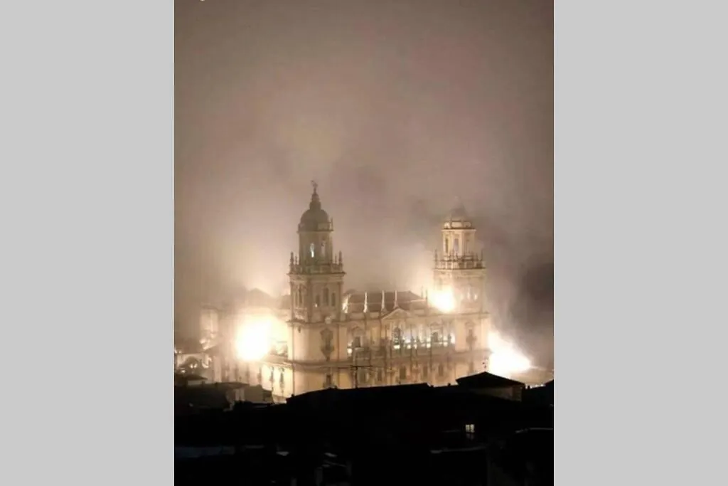 Atico Singular En El Centro Historico. Apartment Jaen